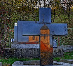Hilandarac 
дом Господњи II 
2010-11-15 07:40:25