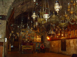 jerusalempics 
Biserica subterana cu Mormântul Maicii Domnulu - Underground Church with The Tomb of  Virgin Mary 
2010-11-19 03:01:05