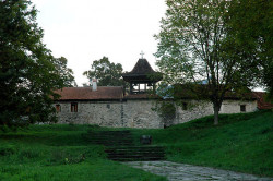 Novakovic 
Крст и Звона над Србијом ---Cross and the bells tone up of Serbija, 17 
2010-11-27 12:14:49