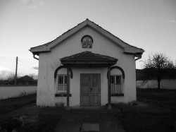 sepia 
 храм "св. Йоан Кръстител" 
2010-12-01 20:39:24