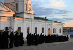 tolmargarita 
Вечер. Дивеево.  
2010-12-18 23:33:09