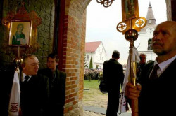 bazylia 
 
2010-12-26 10:19:06