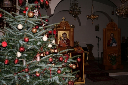 decembrie 2011