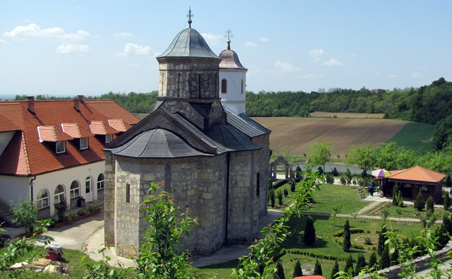 Manastir PETKOVICA, na Fruškoj gori