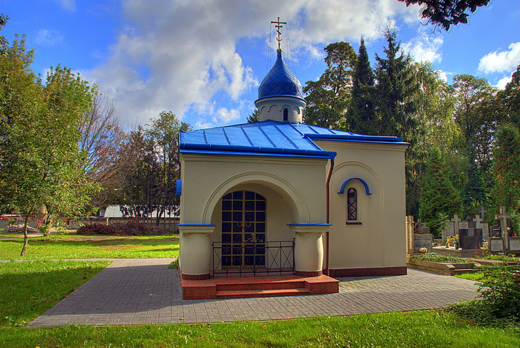 Cmentarna kapliczka
