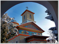 Florina 
Biserica Sfantul Dimitrie Izvoratorul de Mir | Bragadiru 
162 
2011-01-01 22:28:15