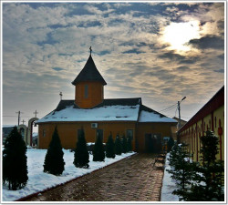 Florina 
Biserica Sfantul Andrei iarna 
125 
2011-01-09 21:39:31