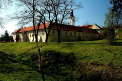 Novakovic 
КРСТ И ЗВОНА НАД СРБИЈОМ---Cross and the bells tоne up of Serbia, 33 
2011-01-13 09:45:16