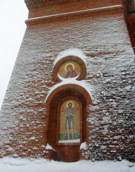 Lana988 
Свято-Алексиевская пустынь  
2011-01-22 21:19:14