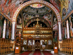 PALADA 
In Biserica mare a Manastirii Sfantul Apostol Andrei (Dobrogea) admiram minunata fresca...  
94 
2011-01-27 00:54:53