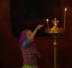 anndrop 
В монастырском храме 
2011-01-29 14:47:32