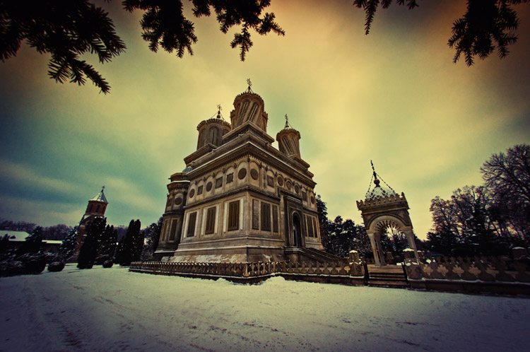 Curtea de Arges