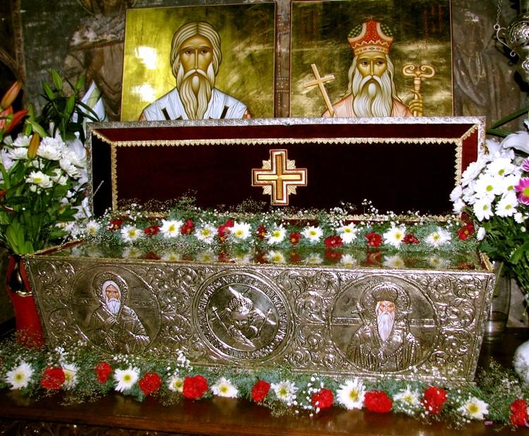 Sfinte moaşte la mănăstirea Bogdana - Radauţi: 