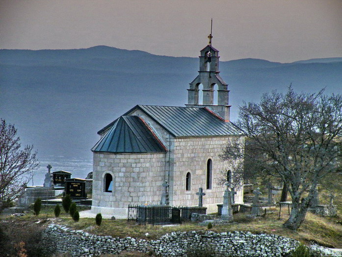 Црква код Требиња