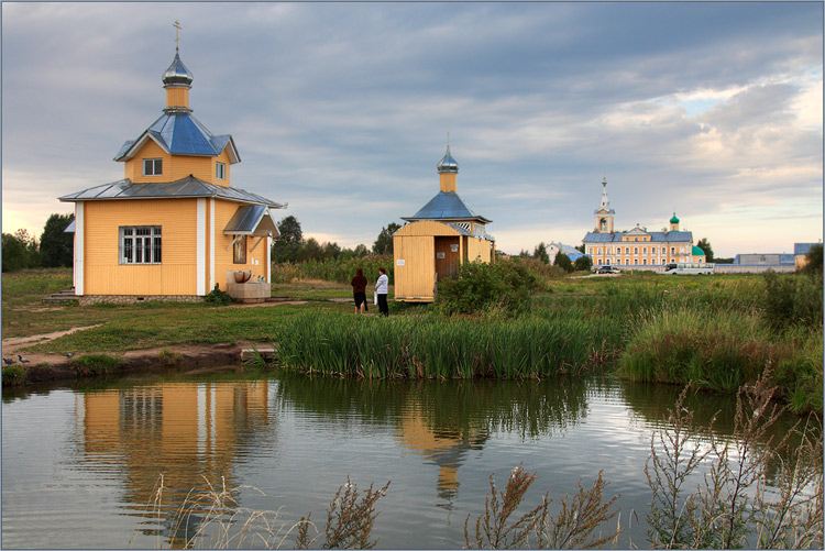 Живоносный источник