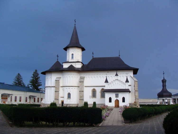 Catedrala Episcopală din Roman