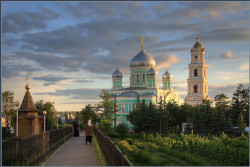 tolmargarita 
Канавка Царицы Небесной в Дивеевском монастыре 
120 
2011-02-07 10:02:37