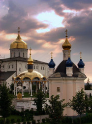 flor 
Pochaev Lavra of the Dormition of the Theotokos 
150 
2011-02-08 18:34:16