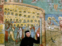 cristiangeorge 
"Fiţi sfinţi ca Ei, şi în Rai veţi ajunge!" 
2011-02-17 21:37:15
