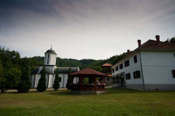 Djole 
Манастир Денковац 
2011-02-24 06:51:57