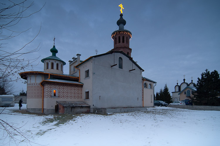 * Blady zimowy świt * Monaster w Ujkowicach *