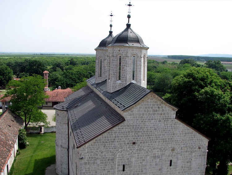Hram Svetih Arhangela Manastira KOVILJ