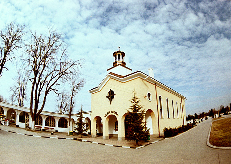храм св.Архангел Михаил (1895)