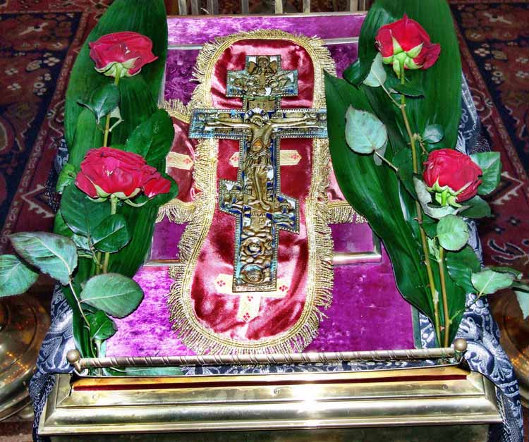 Adoracja Św.Krzyża