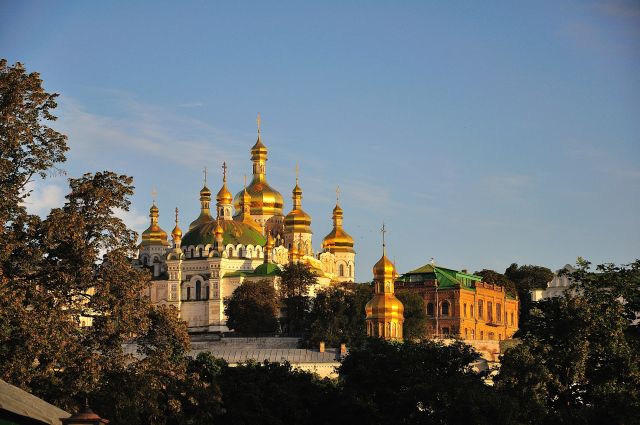 Lavra Pecerska