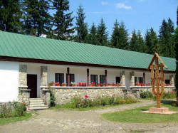 elenna 
Pacea de la Sinaia 
2011-03-01 10:08:18