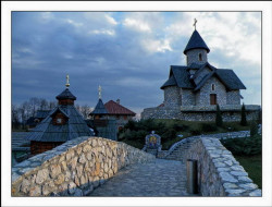 Tixy 
Манастир Св. Николе - Бијељина 
2011-03-06 23:22:45