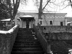 sepia 
 
2011-03-12 16:37:52