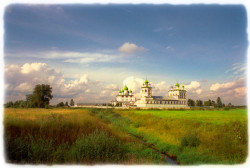 ik70 
Николо-Вяжищский ставропигиальный женский монастырь 
2011-03-15 17:09:39