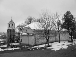 sepia 
* * * * * 
2011-03-18 19:45:10