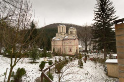 Djole 
Манастир Туман 
2011-03-25 06:19:45