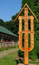 Mitrut Popoiu 
Troiţă la Mănăstirea Sinaia 
2011-03-28 20:33:07