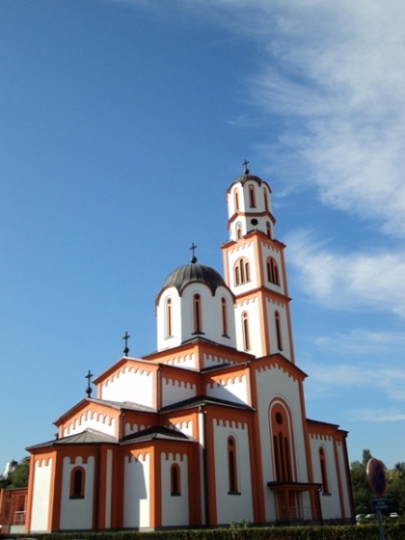 Црква Покрова Пресвете Богородице у Лакташима
