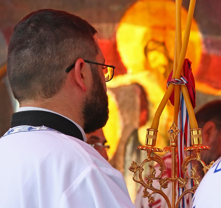 Христос Воскресе! - Christ is risen! Christos Anesti!