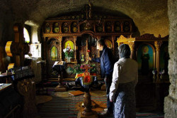 BelomoR 
Бутученский скальный монастырь. 
2011-04-08 10:33:25