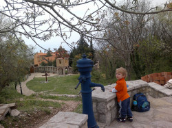 Suroti 
MANASTIR RUSTOVO 
2011-04-08 20:06:41
