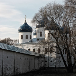 ik70 
Юрьев монастырь 
2011-04-14 17:05:18