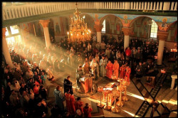 evaphoto 
Wielki Czwartek w Cerkwi Hagia Sophia w Białymstoku 
223 
2011-04-21 20:51:12