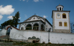 Diyana 
храм "Успение Богородично" в Сапарево 
2011-04-26 07:57:16