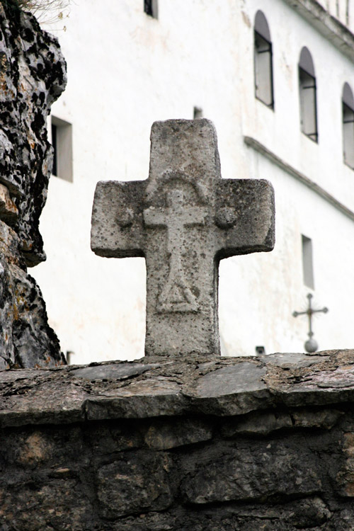 Ostroški krst