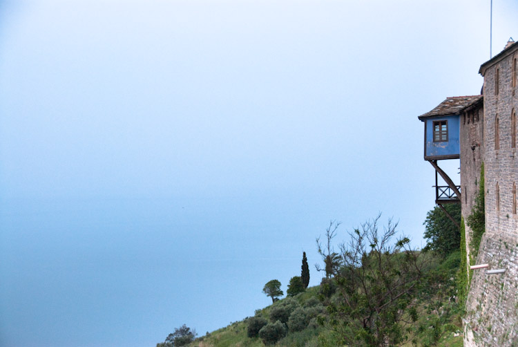 Balcony between heaven and earth.