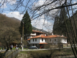 miriana 
Manastir Sedemte prestola 
2011-05-03 10:30:43