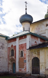 dymon 
Church of Saint Vladimir in Kirillo-Belozersky monastery 
2011-05-13 07:17:25