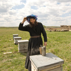 anndrop 
На пасеке 
87 
2011-05-14 15:37:53