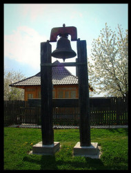 elenna 
~ Clopotul ~ 
2011-05-15 12:31:31