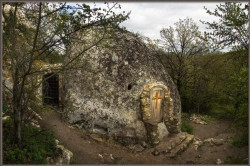 tigna 
Храм "Трех всадников" 
2011-05-16 14:55:48